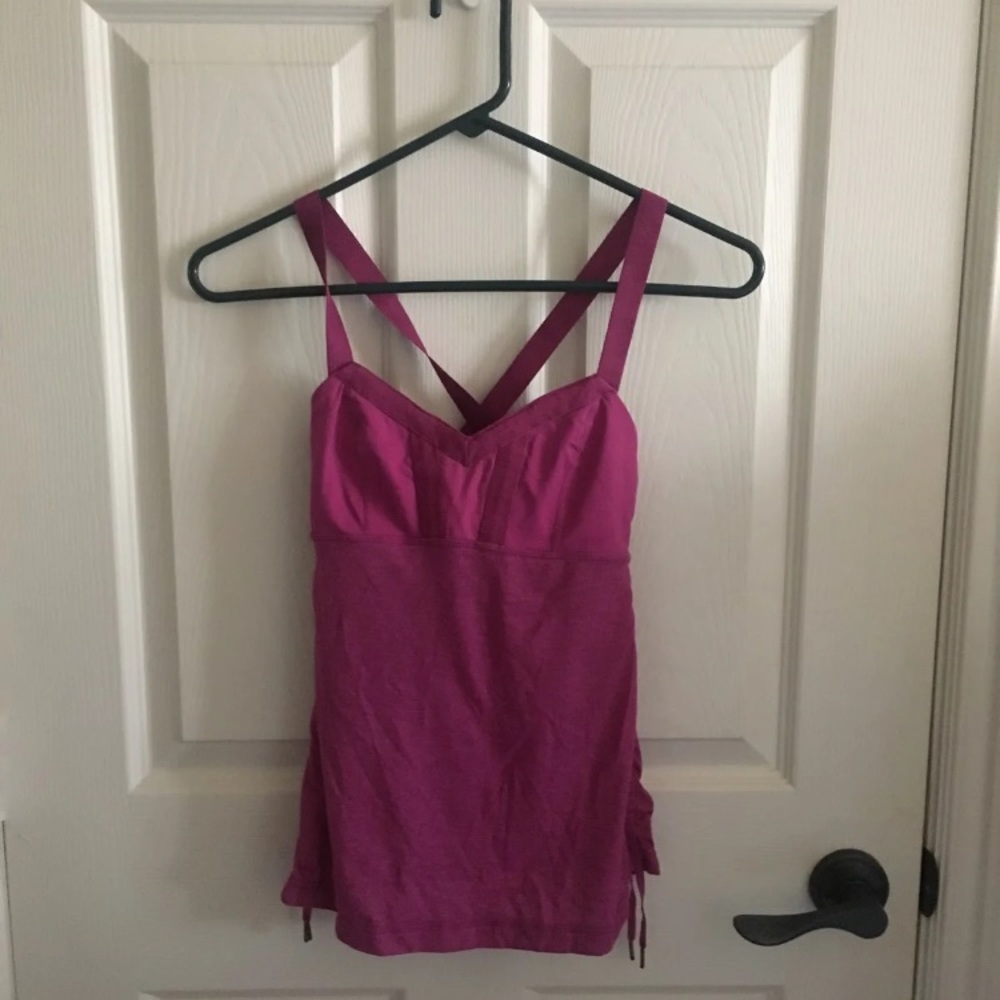 Lululemon tank